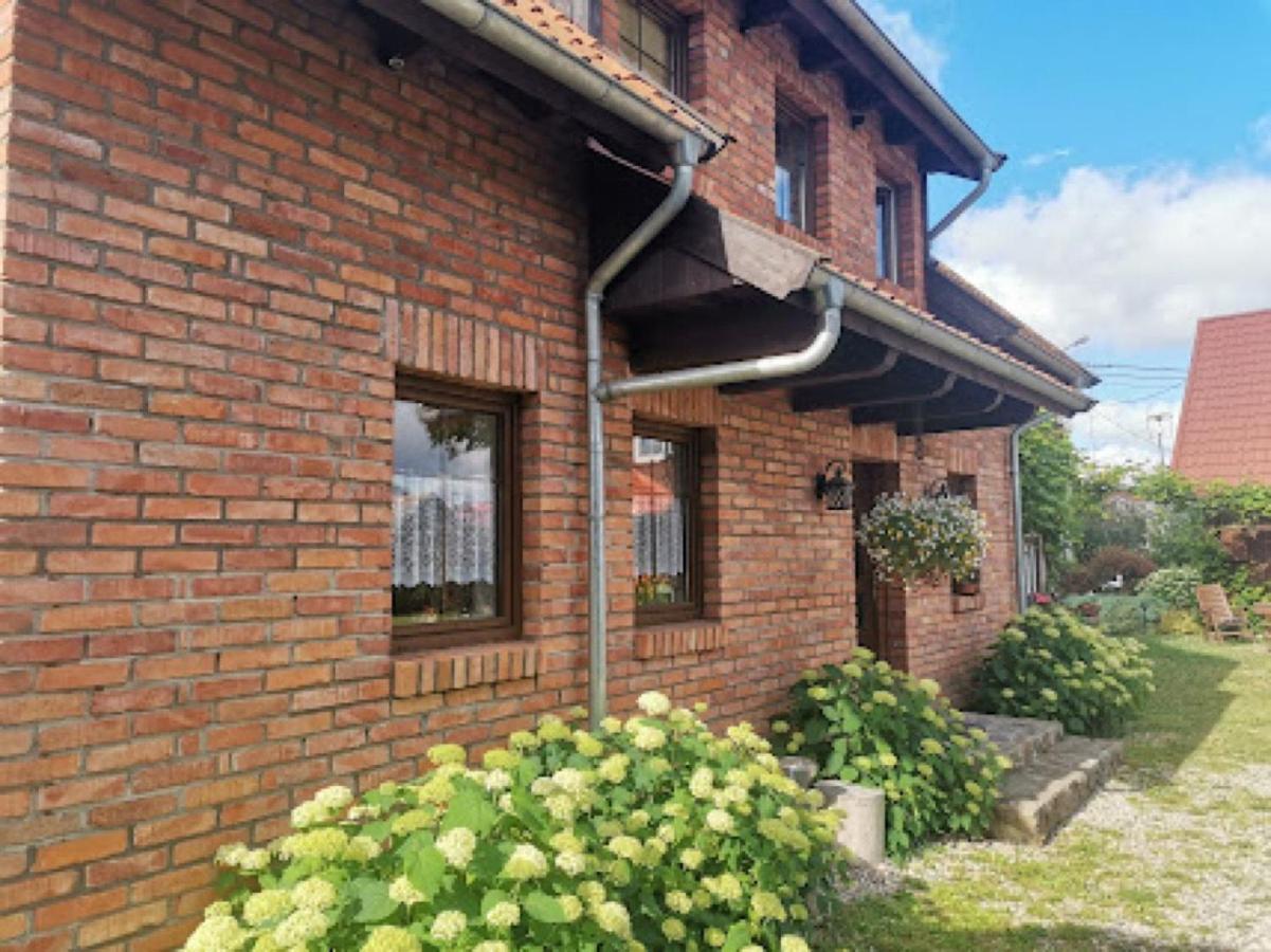 Gosciniec Galkowo Pension Buitenkant foto