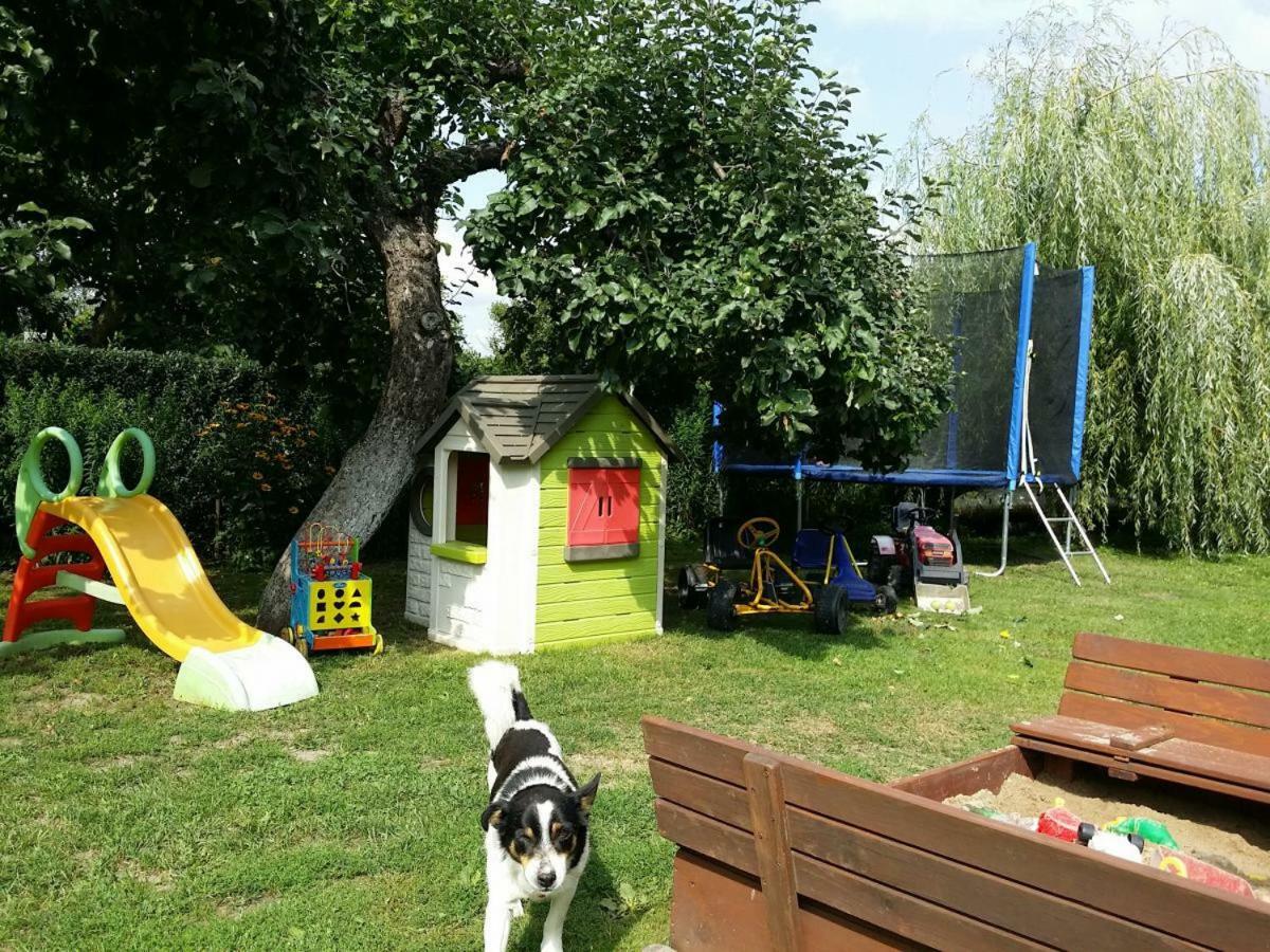 Gosciniec Galkowo Pension Buitenkant foto