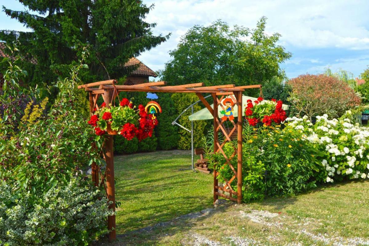 Gosciniec Galkowo Pension Buitenkant foto